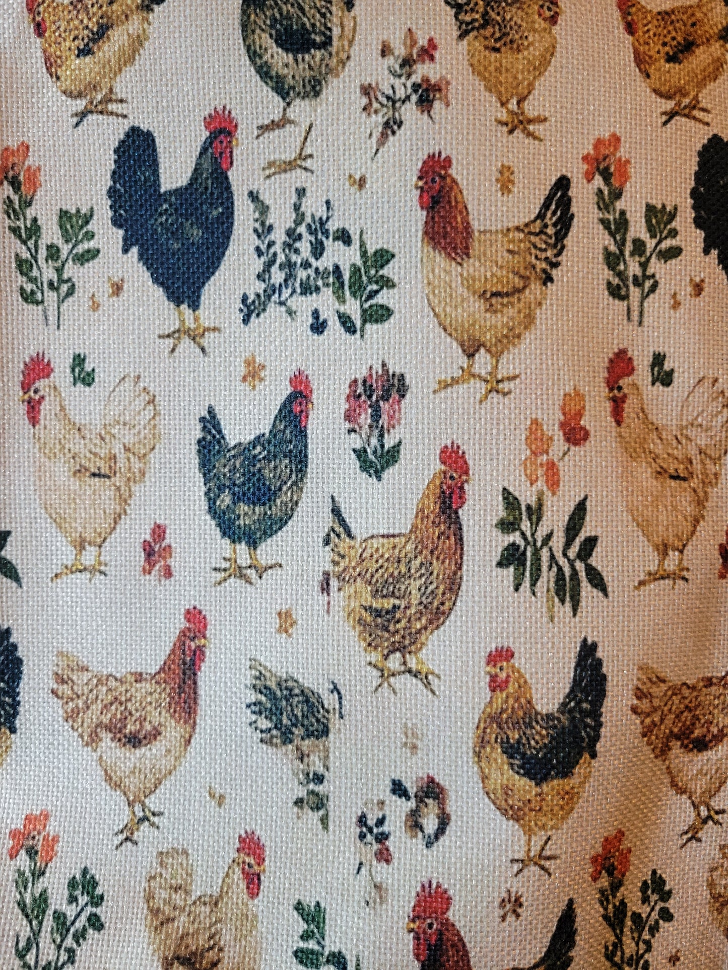 TABLE RUNNER CHICKEN AND FLOWERS-CREAM