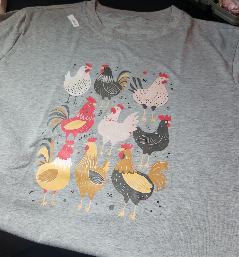 STYLIZED CHICKEN T-SHIRT SIZE LG